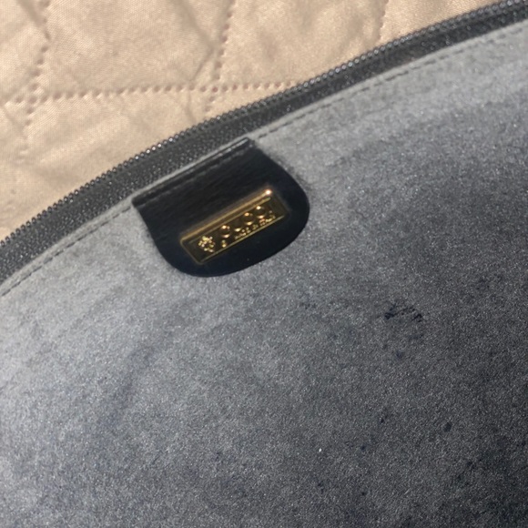 Large Black Gucci Clutch - Picture 6 of 10
